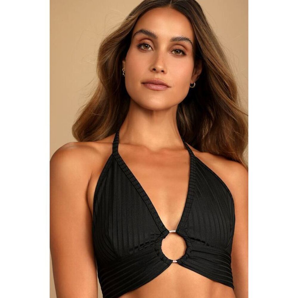 Lulus Let's Wrap This Up Black Halter Tie-back Crop Top - Size M